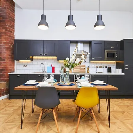 2bed Nyc Style In Apartment Leeds (West Yorkshire)